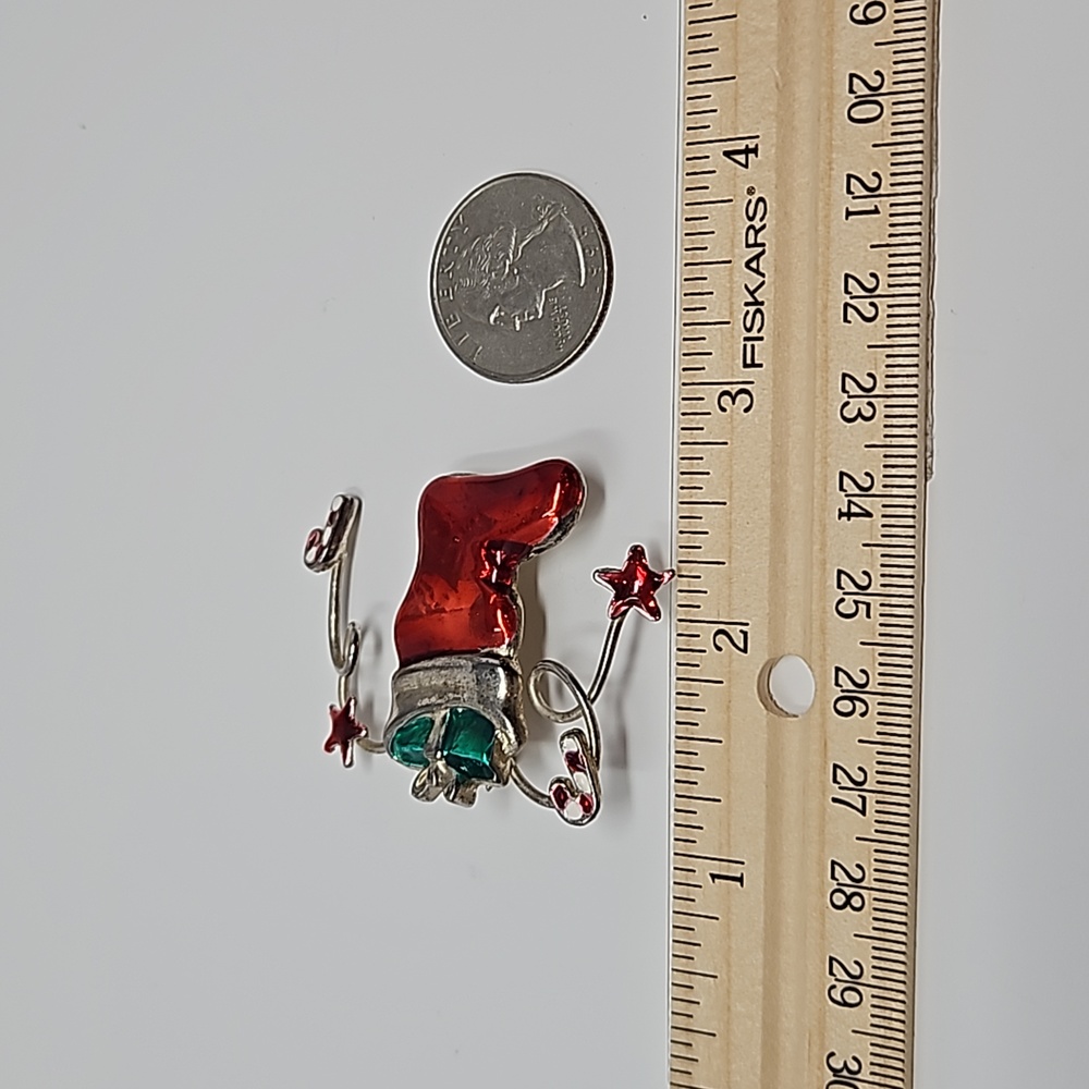Christmas Stocking Brooch Pin Silver Tone Enamel Red Green White - Picture 7 of 12